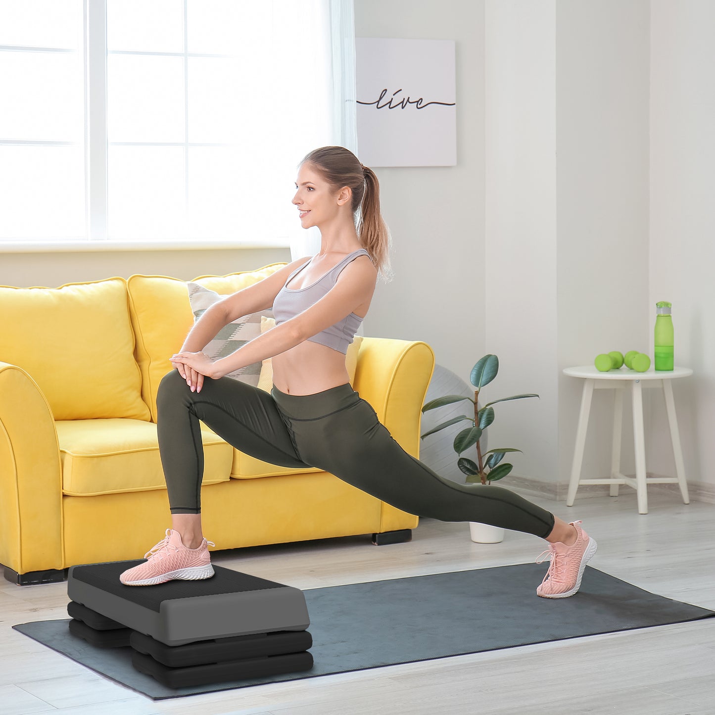 SPORTNOW Adjustable Fitness Stepper, with Non-Slip Surface, for Home, Gym, Office Workout, Grey