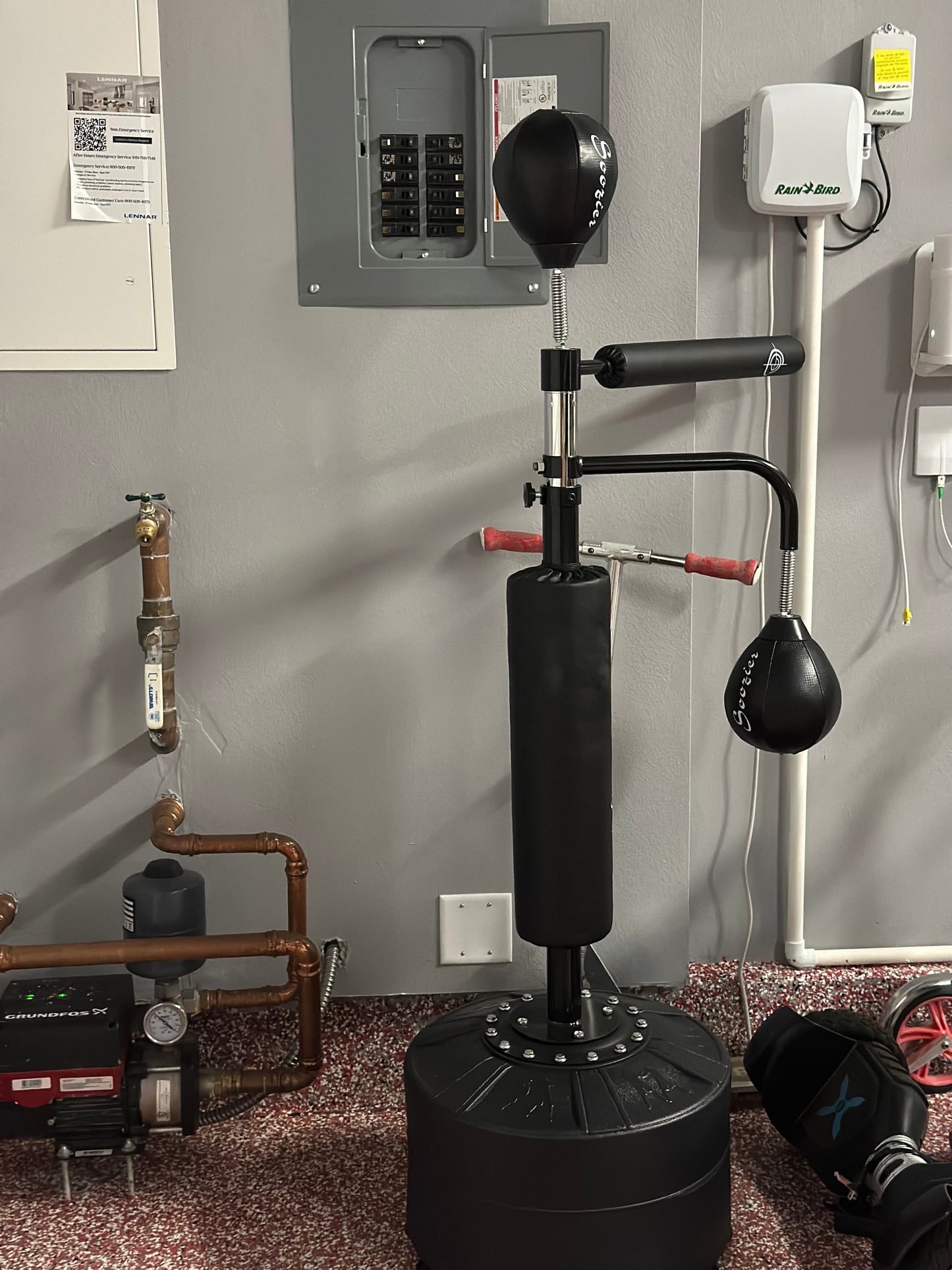 HOMCOM 3-in-1 Boxing Punching Bag, Freestanding with 2 Speed Bals, 360° Reflex Bar, 160-230cm Adjustable Height